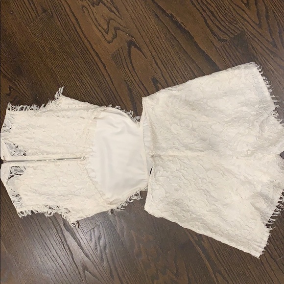 Alexis Lace Cut Out Romper xs - Picture 2 of 3